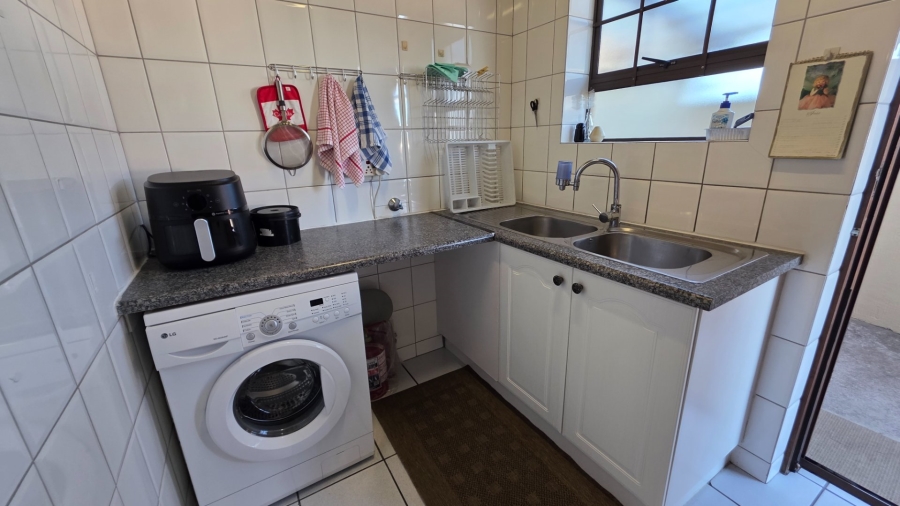 2 Bedroom Property for Sale in Fonteine Park Western Cape